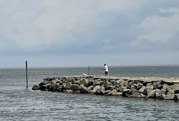 Kid-friendly fishing near New Jersey Bayshore Waterfront Park