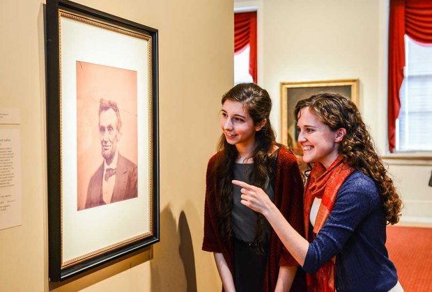 Treffen Sie Abe Lincoln in der National Portrait Gallery. Foto von JC Briceno / FotoBriceno mit freundlicher Genehmigung von Smithsonian's NPG's NPG