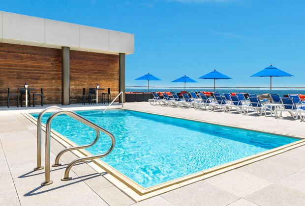 Cool hotel pools in New York: Allegria Hotel Pool