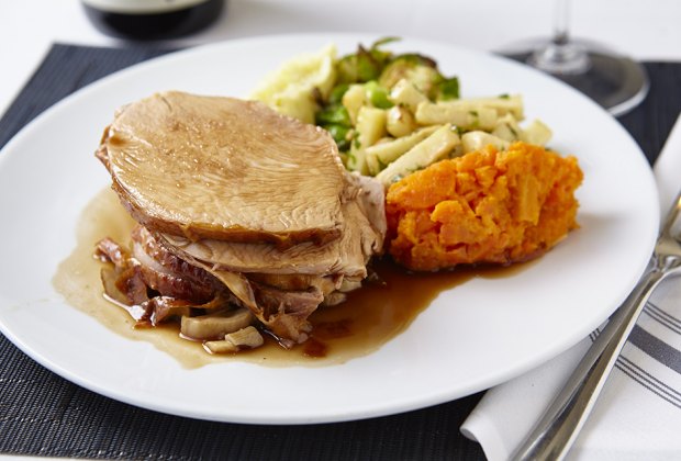 13 Restaurants Offering Thanksgiving Dinner Takeout In Nyc In 2020 Mommypoppins Things To Do 