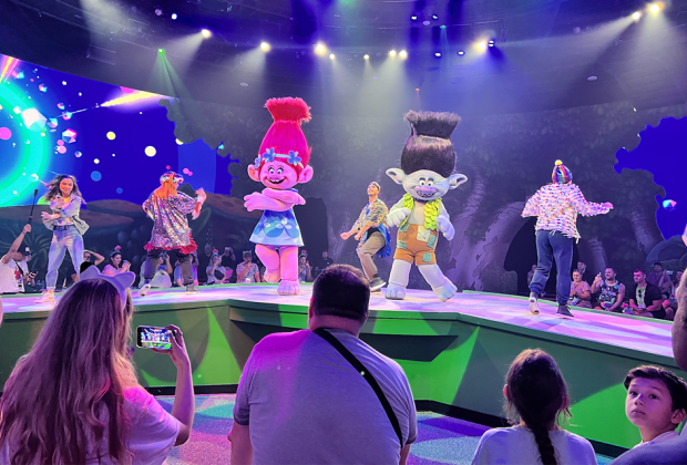 Dreamy New DreamWorks Land at Universal Orlando Resort: reamWorks Imagination Celebration