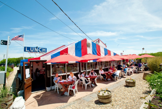 Outdoor Dining for LI Families in the Hamptons & North Fork