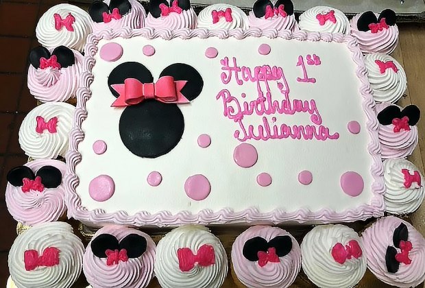 A Dozen Amazing Birthday Cake Bakeries For Li Kids Mommypoppins