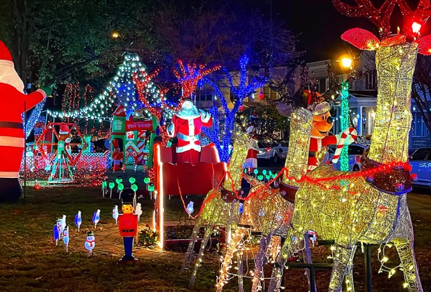 Smedley Street Christmas Light Spectacular: 100 Free Fun Things To Do in Philly with Kids