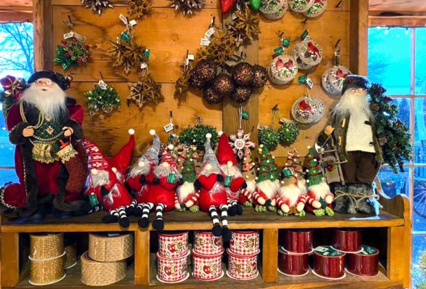 Arader Farm Christmas Shop