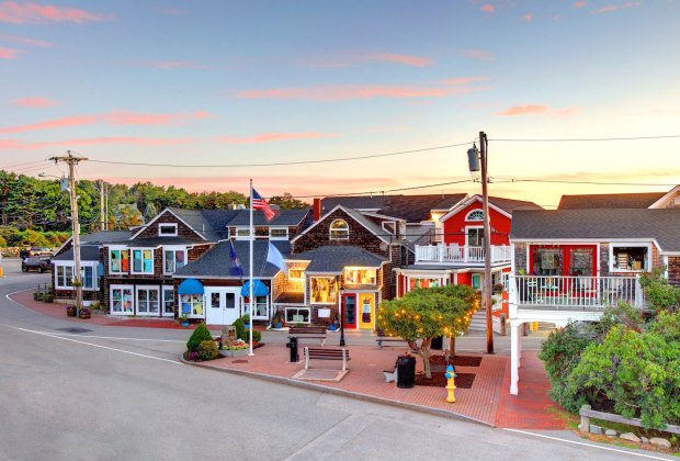 Photo of shops in Ogunquit, Maine- Things To Do in Ogunquit