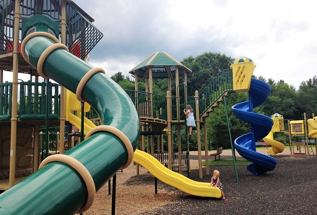 Best Playgrounds and Playscapes in New London County