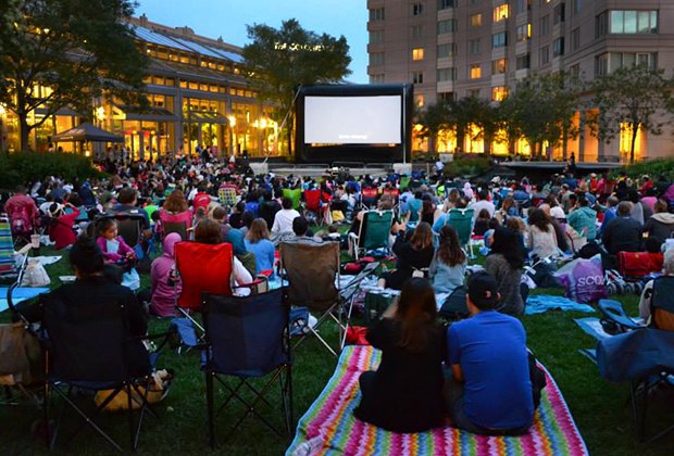 Free Summer Outdoor Movies for Boston Families | Mommy Poppins - Things ...