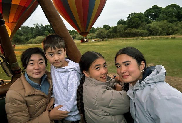 Planning a Perfect Family African Safari Vacation: hot air balloon ride over the majestic safari.