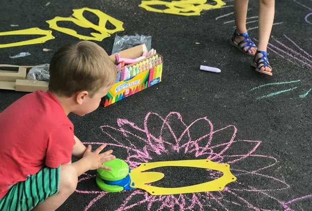 Classic Outdoor Games for Kids: Sidwalk Chalk