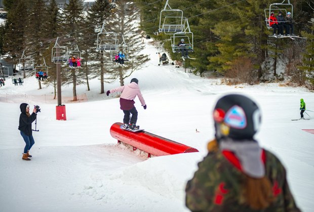 Mount Southington Ski Area snowboarding park