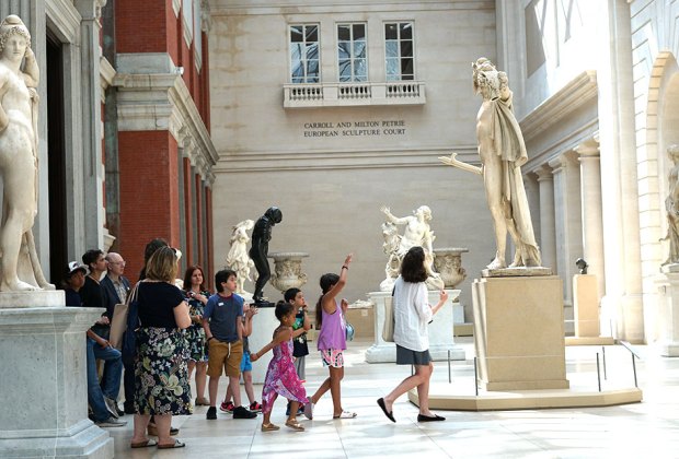 Visiting The Metropolitan Museum with Kids: The Sculpture Gardens