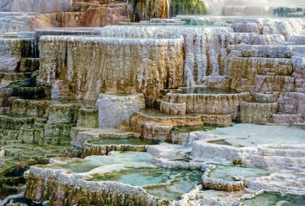 Yellowstone Mammoth Hot Springs