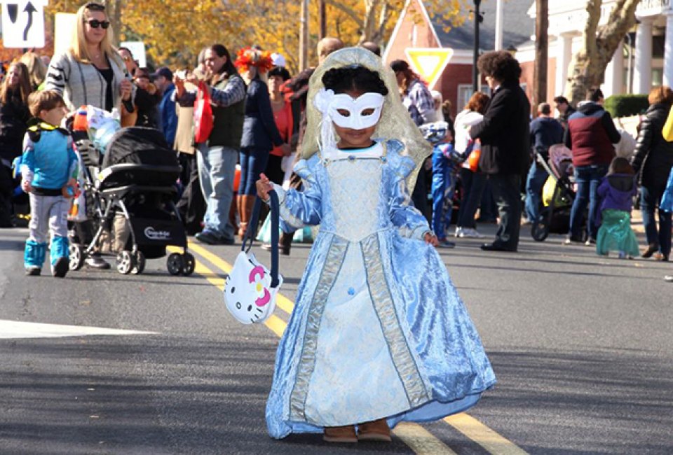 Trick or treat on Long Island in Huntington