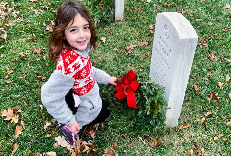 Honoring Fallen Soldiers at Arlington Cemetary