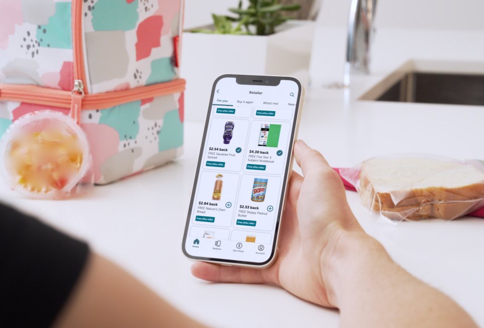 Ibotta's cash back app lets you earn cash rewards when you shop online or in store.