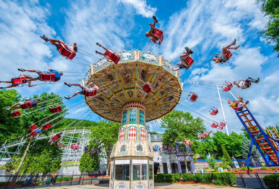 Lake Compounce 2025 Opening Day