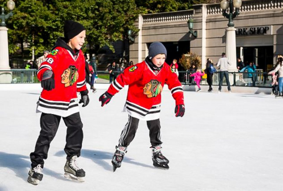 Photo courtesy of the McCormick Tribune Ice Rink Dowtown Winter Chicago Ice Skating
