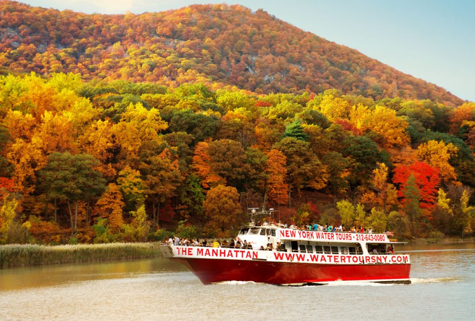 seastreak fall foliage cruise 2022