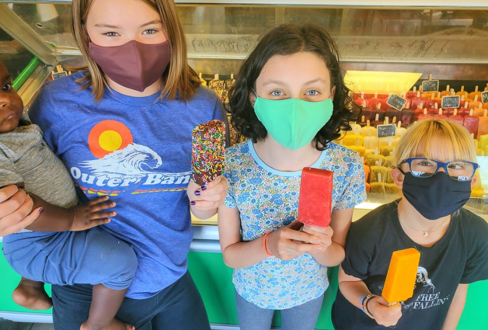 Sprinkles or no sprinkles? Mateo’s Ice Cream and Fruit Bars has so many choices.