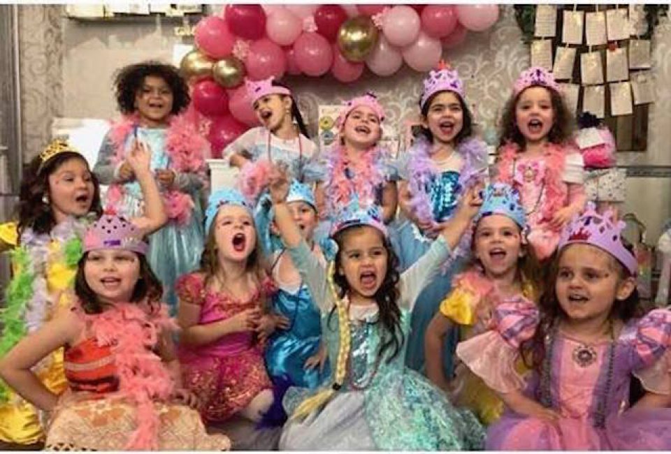 Glitzy Chicks Spa Parties