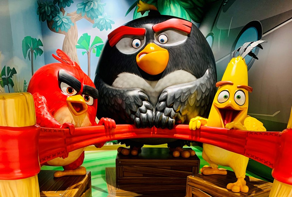 Angry Birds Not So Mini Golf offers plenty of fun photo ops, too. 