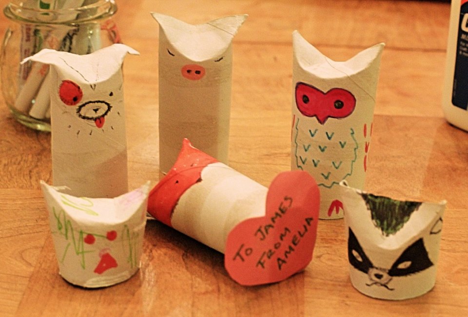 These cute little animals are made from upcycled toilet paper or paper towel rolls.