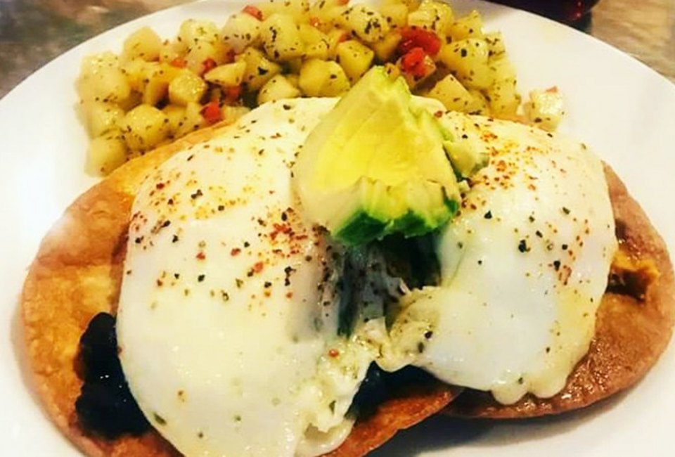 Enjoy Cuban-inspired Mother's Day brunch at Babalu