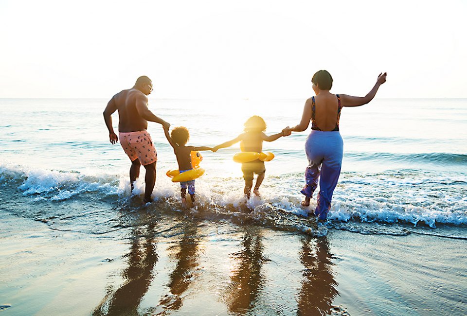 A beach vacation often gives families plenty of quality downtime together.