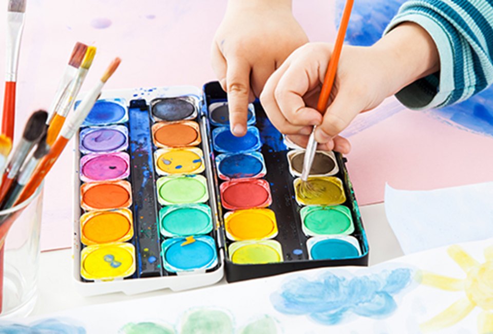 Kids' classes like art lessons can help your NYC child grow and develop