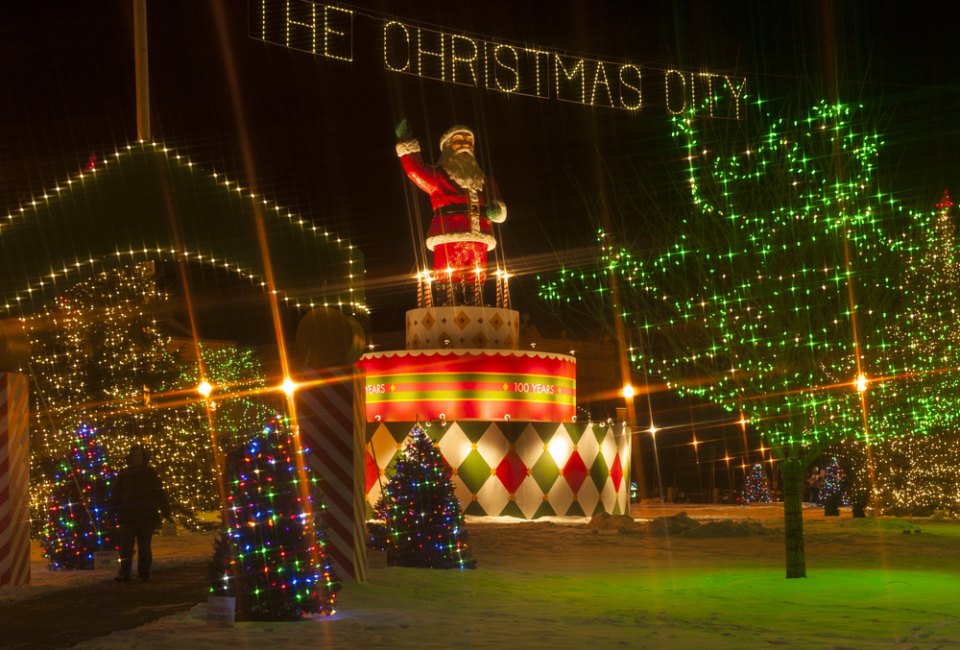 17 Best Things To Do in Boston December 2024 with Kids Holiday magic means it's time for the best things to do in Boston for December 2024! Taunton Christmas Lights photo by Samina Quareshi for the Massachusetts Office of Travel & Tourism