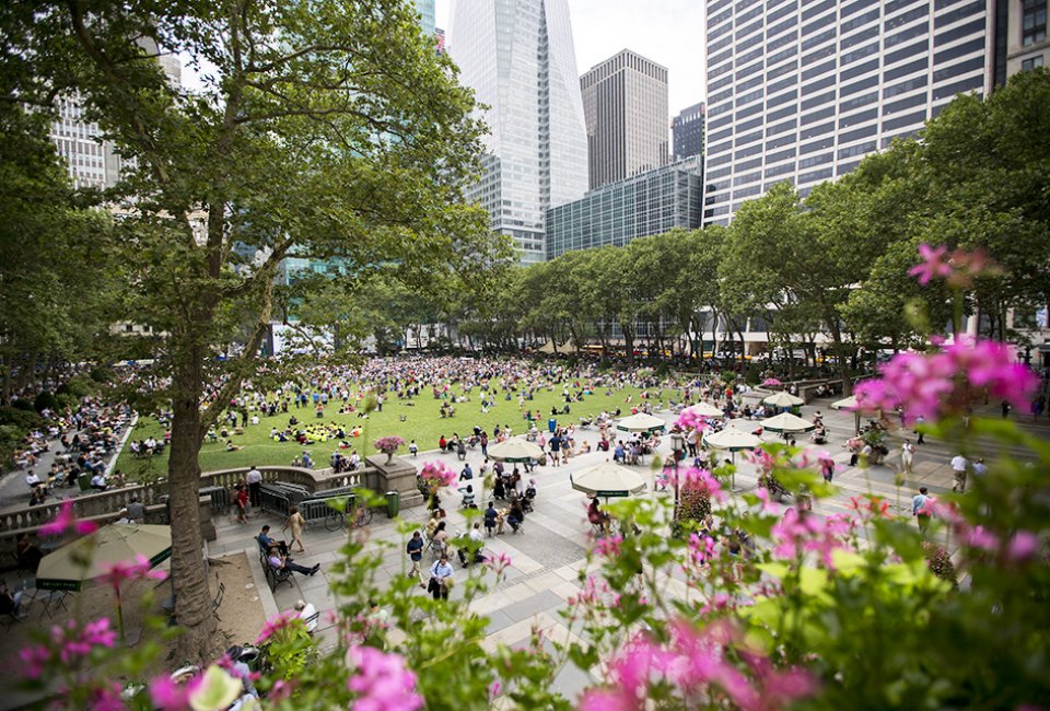 Bryant Park is one of New Yorkers' favorite hangouts. Photo by Brittany Pertronella for NYCgo