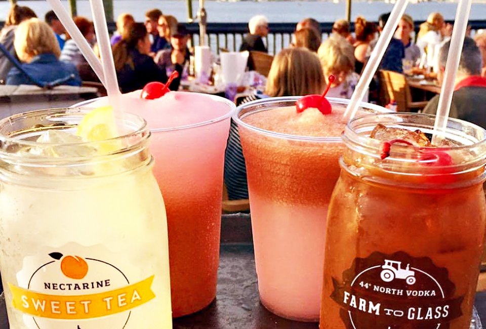 Adults can sip drinks by the ocean while kids can get fancy 