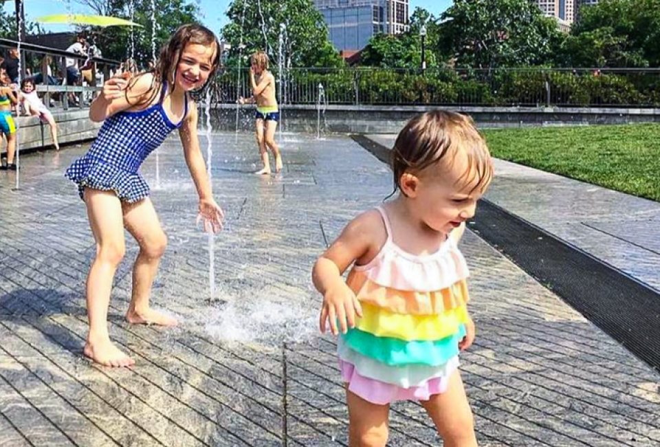 Photo of kids at splash pad on Rose Kennedy Greenway in Boston