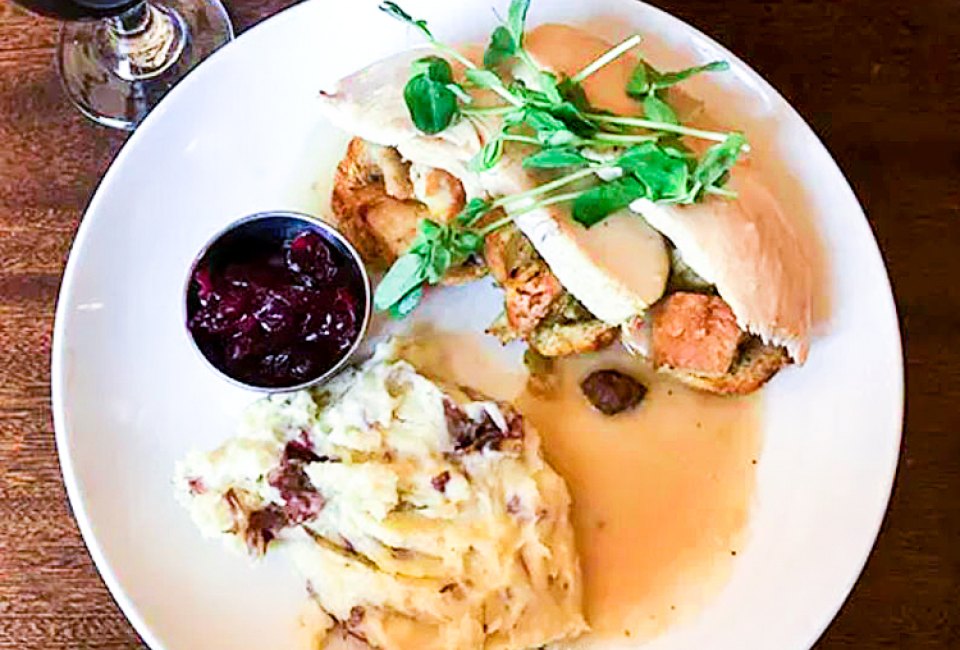 Photo of plated turkey dinner-Restaurants Open on Thanksgiving in CT