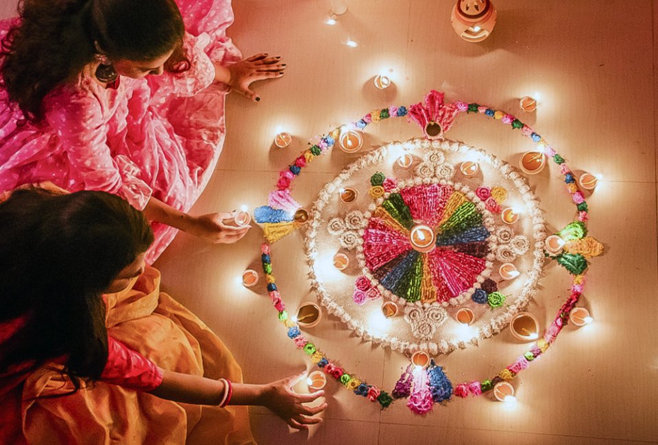Diwali photo courtesy of Canva.
