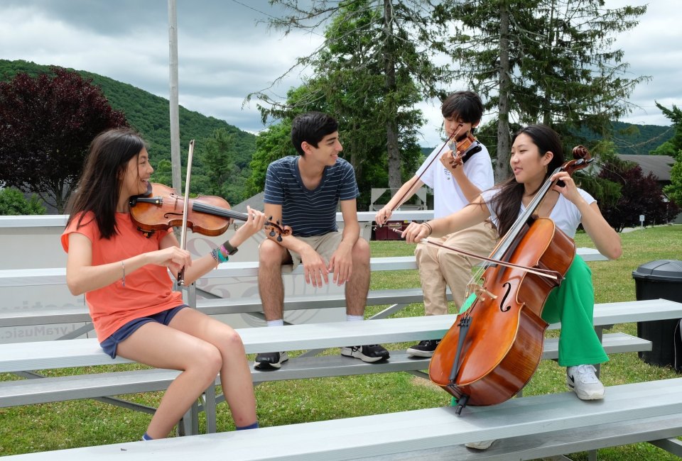 Lyra Music at Cold Spring Farmers Market