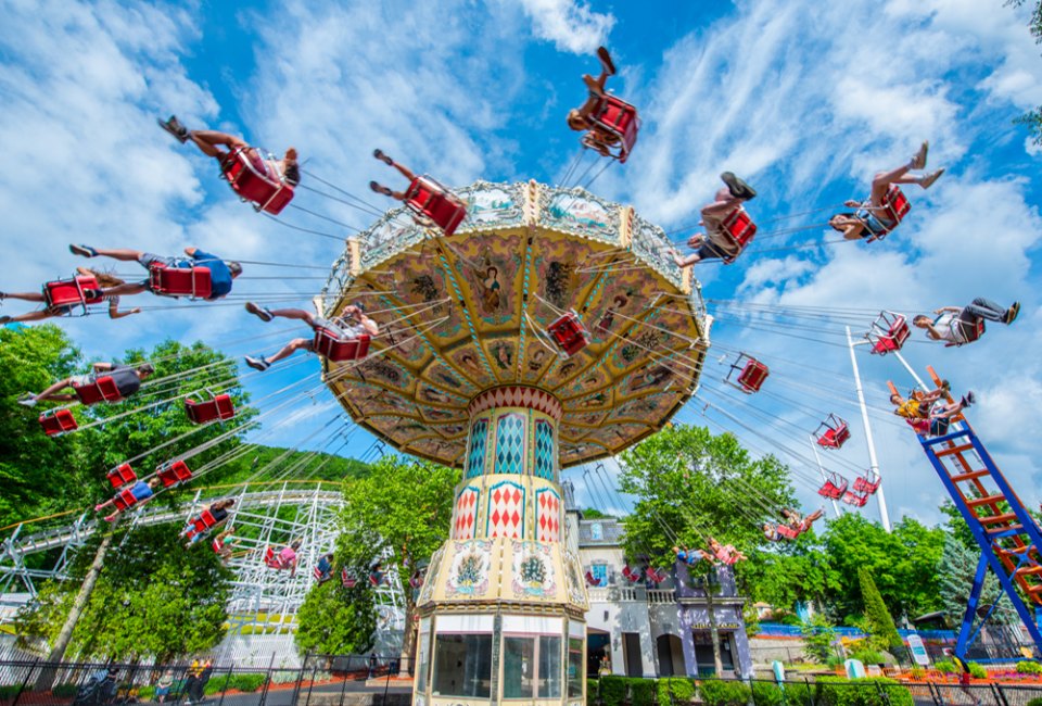 Our Epic Summer Bucket List of Things To Do in CT with Kids Take a spin around our Epic Summer Bucket List for the top things to do in Connecticut this summer 2025! Photo courtesy of Lake Compounce.