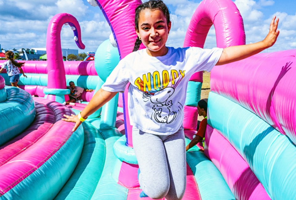 The August calendar is filling up with lots of fun things to do in Connecticut with kids! Phoro courtesy of Big Bounce America