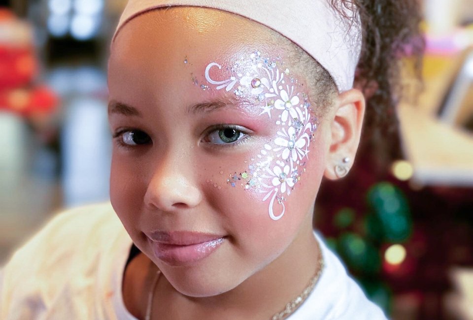 Curly and Daisy face painting