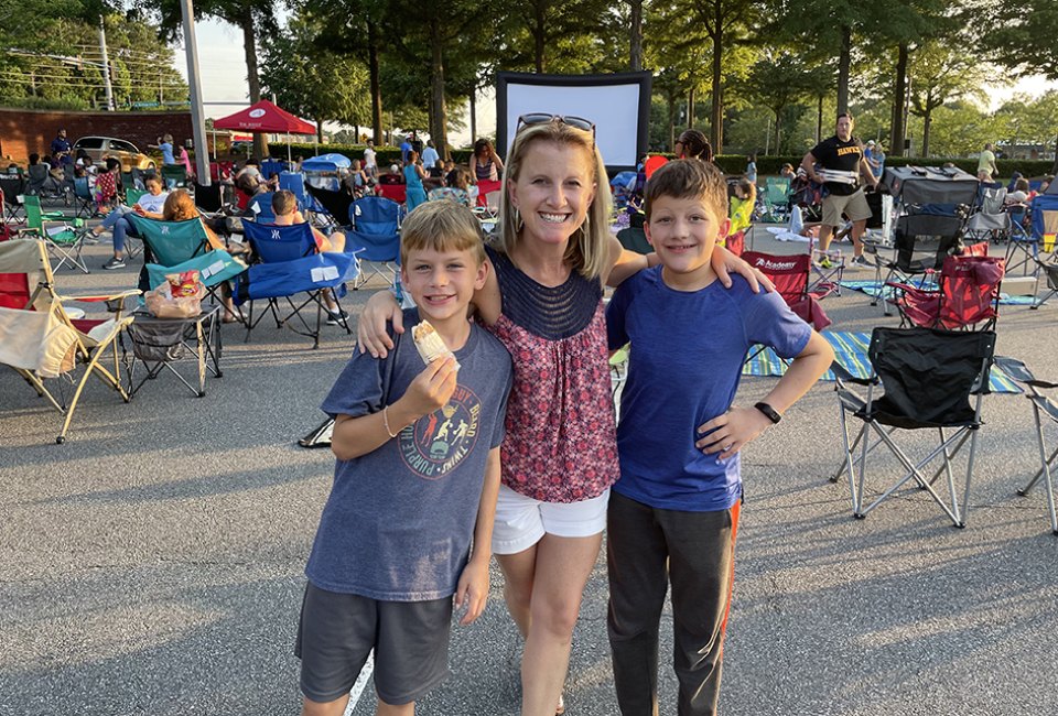 Free Outdoor Movies in Dallas-Fort Worth This Summer for Kids Enjoy a free, family-friendly movie nights this summer in Dallas-Forth Worth. Photo by Elsa Simcik