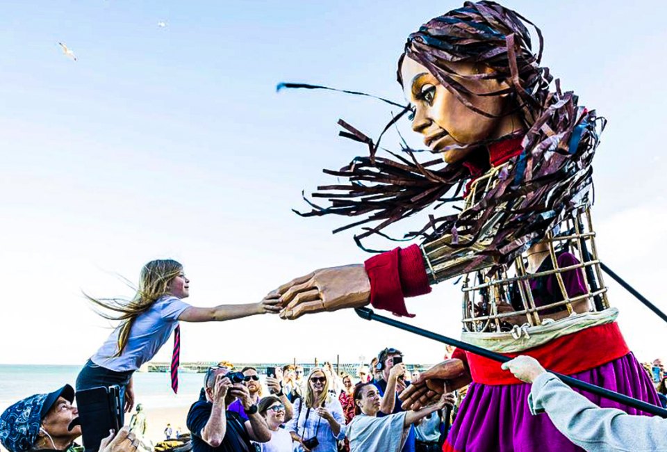 Oktoberfests, Little Amal, and More Fun Things To Do in Chicago This Weekend with Kids Drift into Sleep with Little Amal at Maggie Daley Park. Photo courtesy of the event.