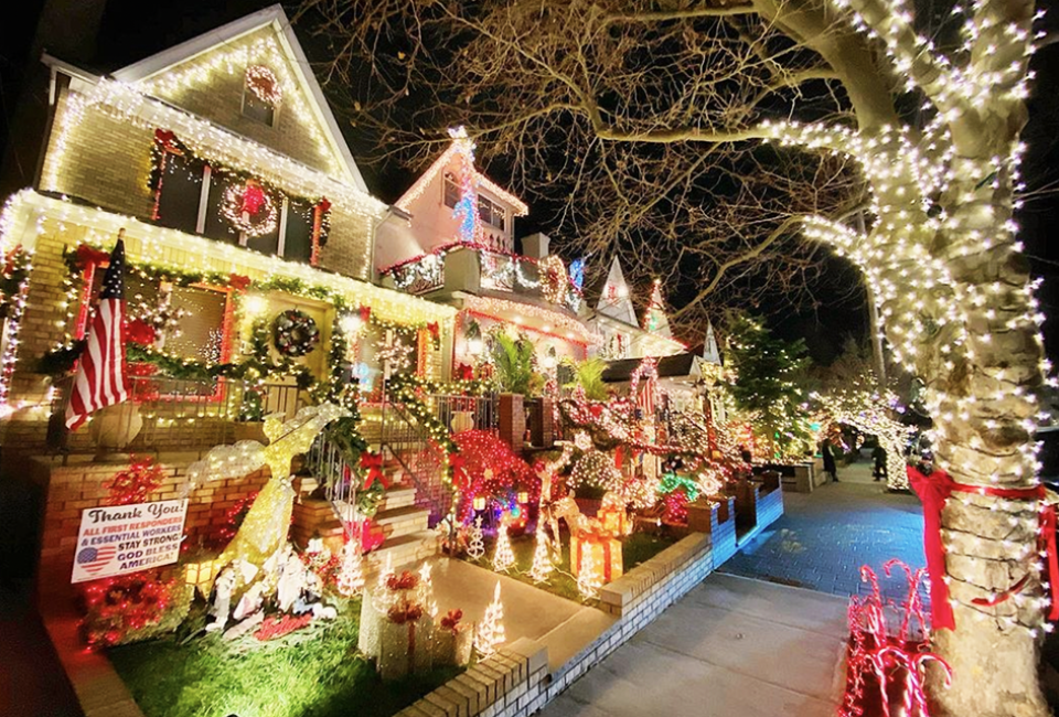 Things to do Thanksgivint weekend in NYC: Dyker Heights Holiday Lights