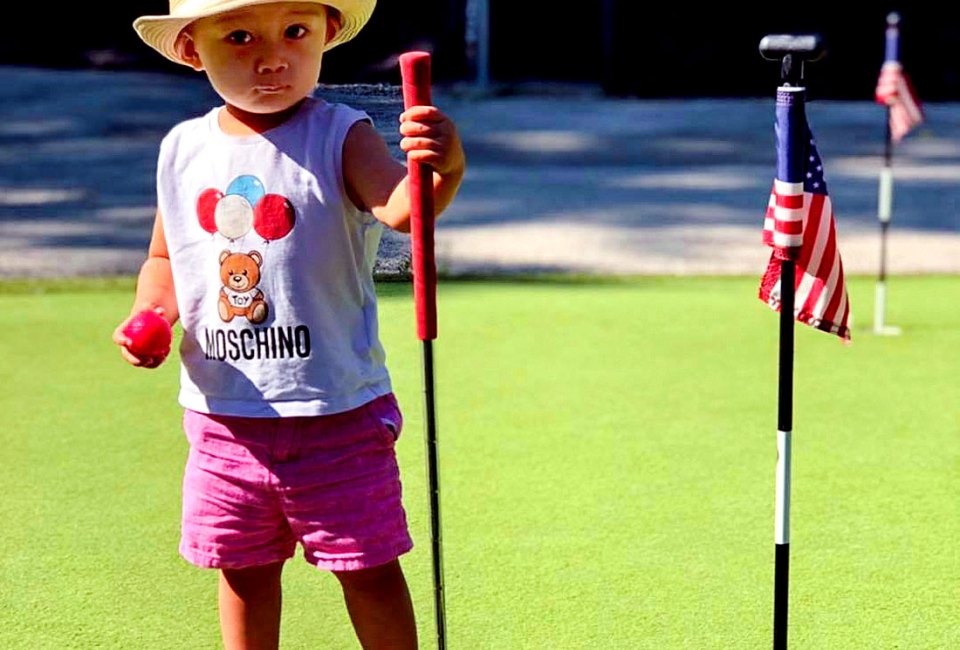 Try one of these fun Chicago mini golf courses. Photo courtesy of Diversey Driving Range and Mini Golf