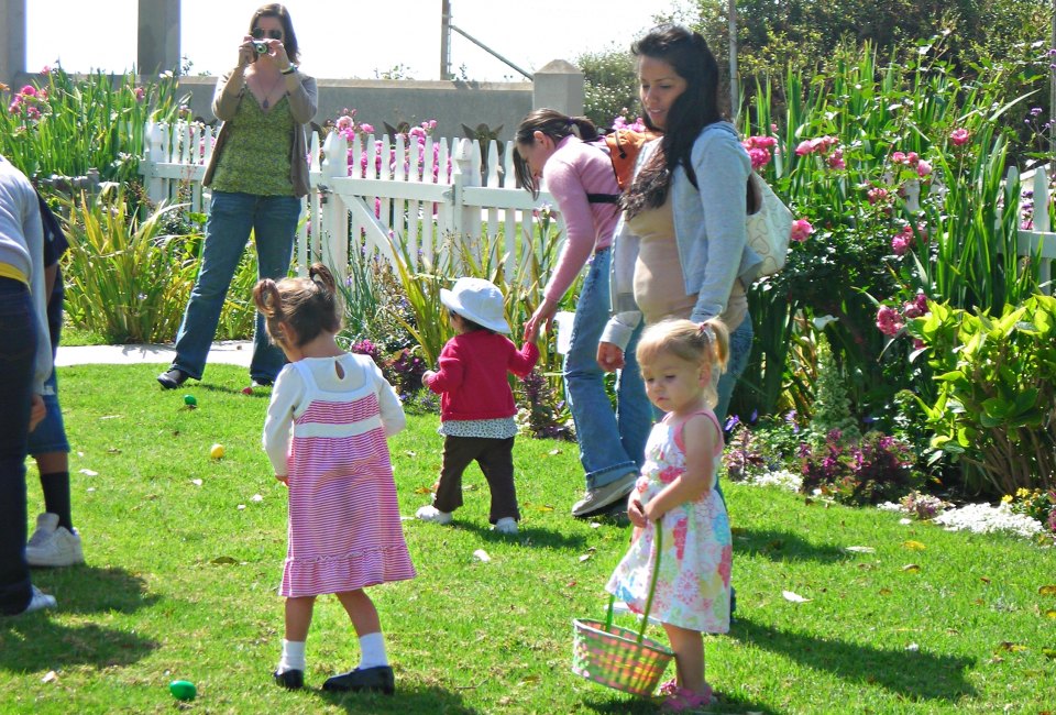 Easter Egg Hunt! Photo courtesy of Point Fermin Lighthouse 