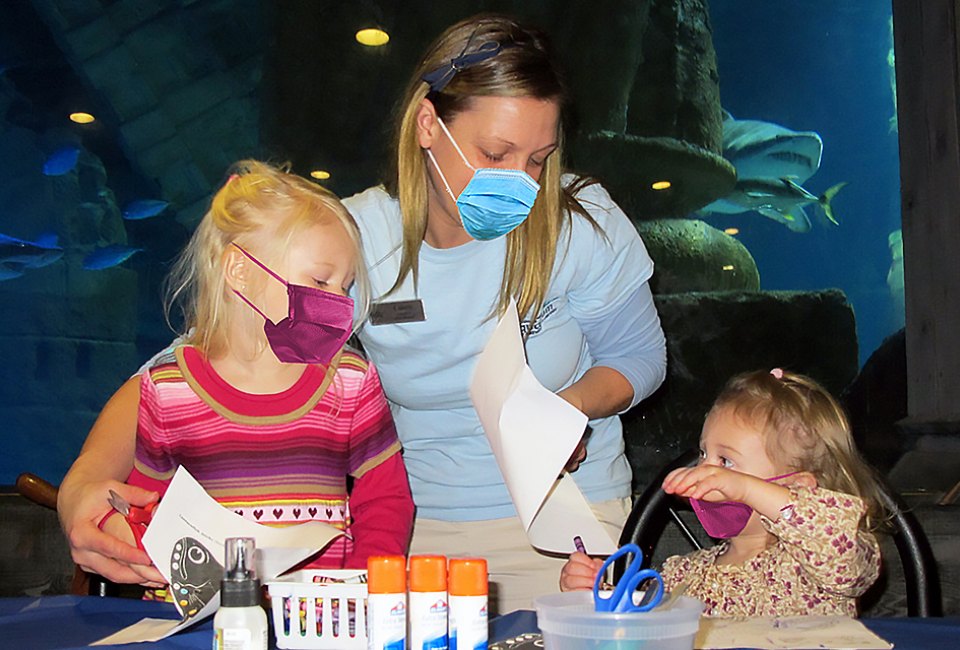 Fish Academy provides a safe learning environment and aquarium educators who provide support. Photo courtesy of the aquarium