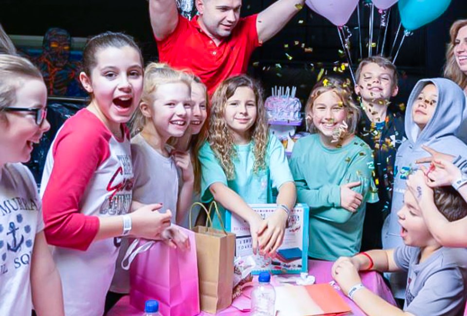 Find the right space for your celebration with these fun indoor birthday party places for kids in Connecticut! Birthday party photo courtesy of Flight Adventure Trampoline Park