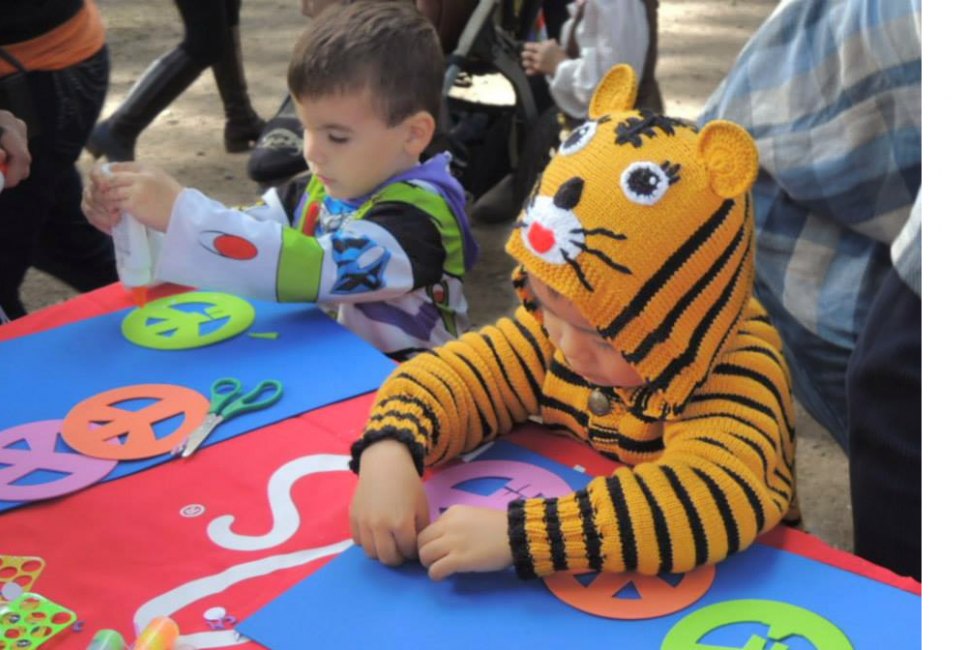 Kids get crafty at Zoo Howl. Photo courtesy of Franklin Park Zoo