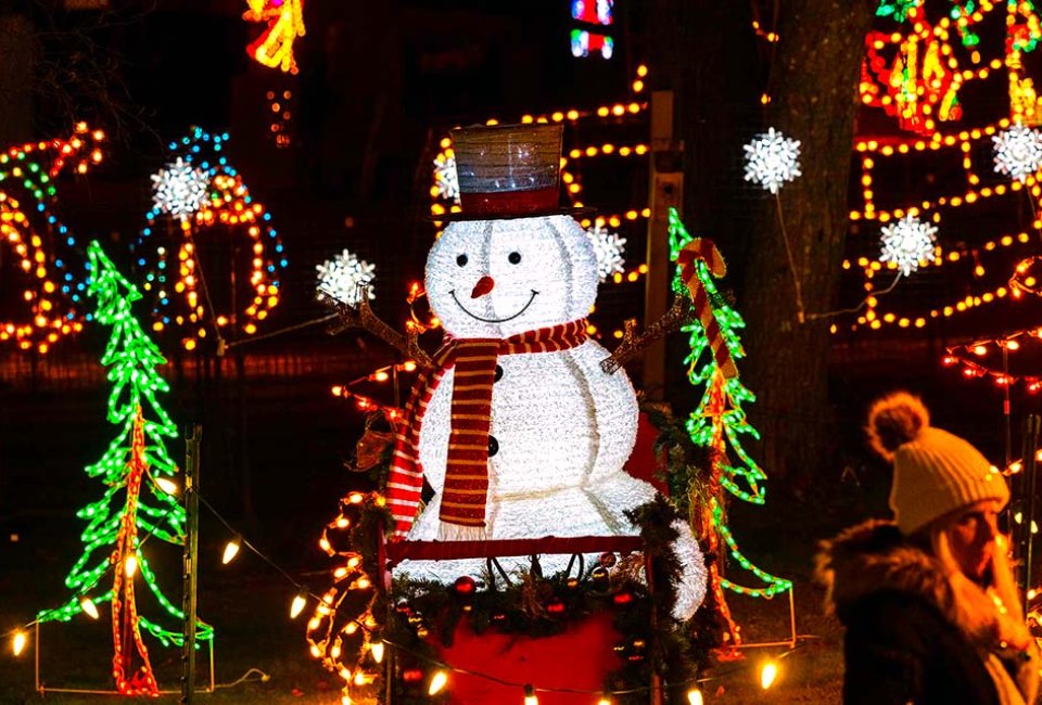 A Frosty Fest in Ulster Park features a drive-thru display of holiday lights and animations with music and actors. Photo courtesy of the fest