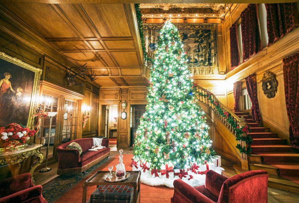 Gilded Age Christmas Mansion Tours Mommy Poppins Things To Do in